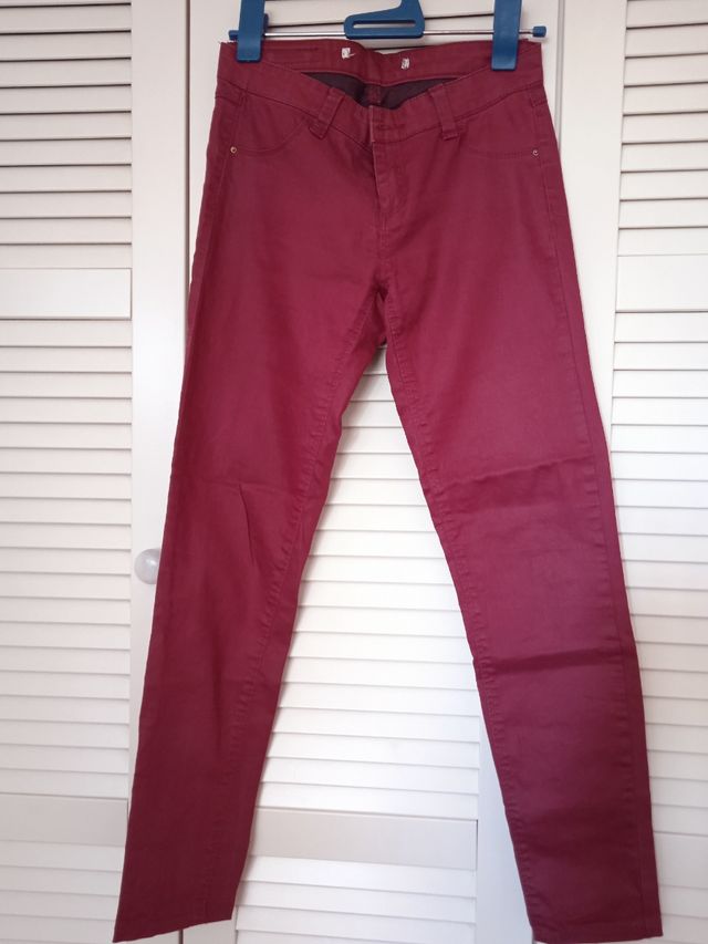 vaqueros pitillo Stradivarius talla S