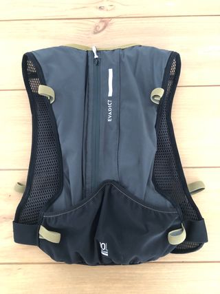 Mochila trail running evadict de segunda mano por 25 EUR en Donostia-San  Sebastián en WALLAPOP