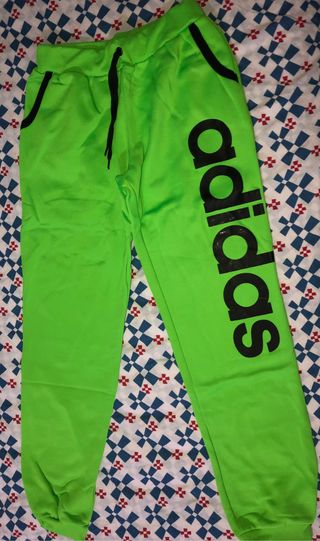 Chándals adidas para mujer en rebajas | FASHIOLA.es