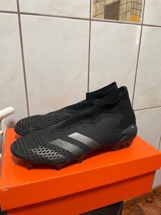 Botas de fútbol talla 44 de segunda mano en WALLAPOP