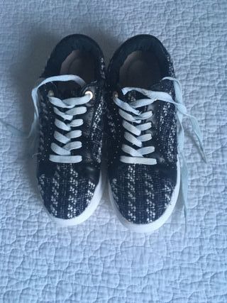Sneakers\\/zapatillas Cortefiel talla 40 de segunda mano por 15 EUR en  Madrid en WALLAPOP