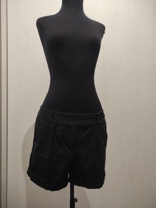 Bermudas mujer de segunda mano en Bilbao en WALLAPOP