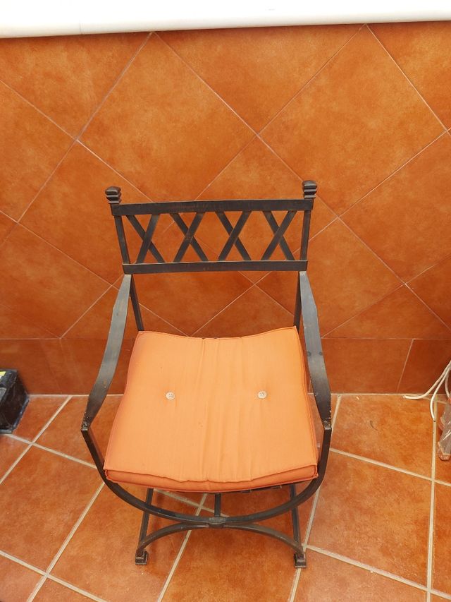 Precioso sillón de forja