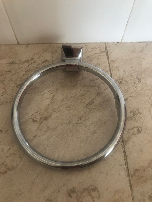 Barra y argolla Asidero