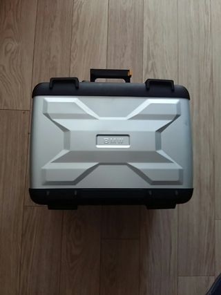 Sistema de Maletas Laterales BMW R 1250 GS / R 1250 GS Adventure 18- Givi  Trekker Outback