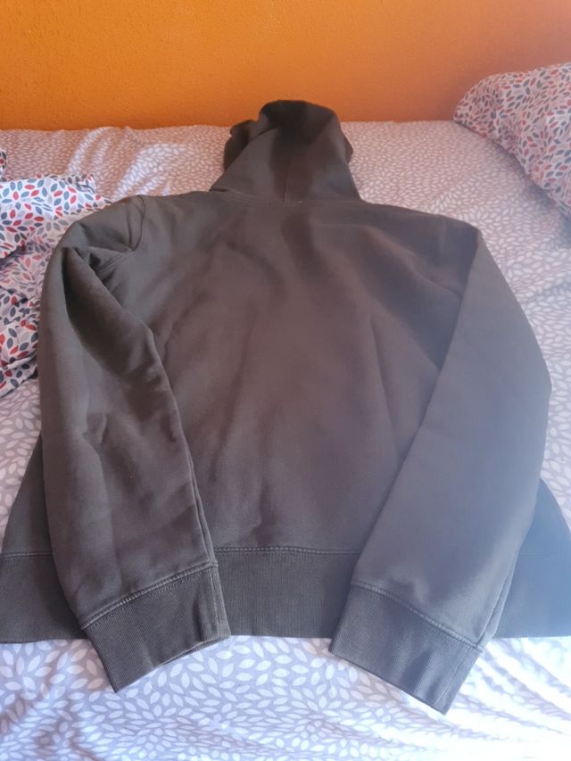 sudadera con capucha