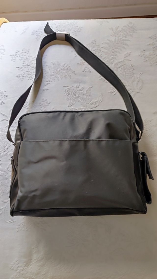 Bolso , mochila GAP
