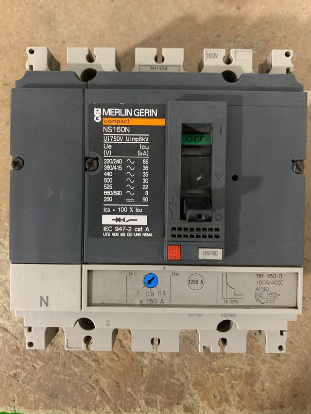 Interruptor Automático 160A 4 polos