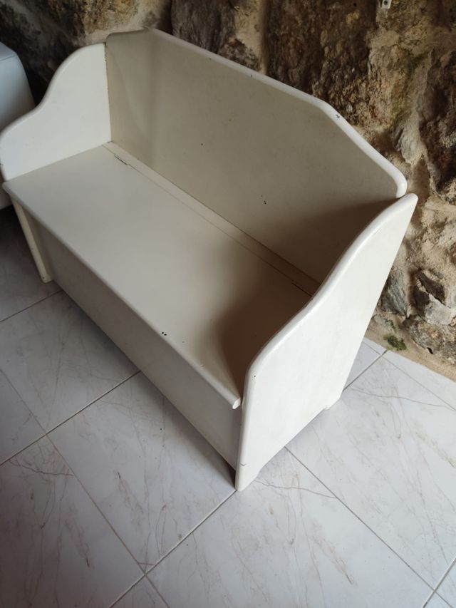 banco con almacenaje