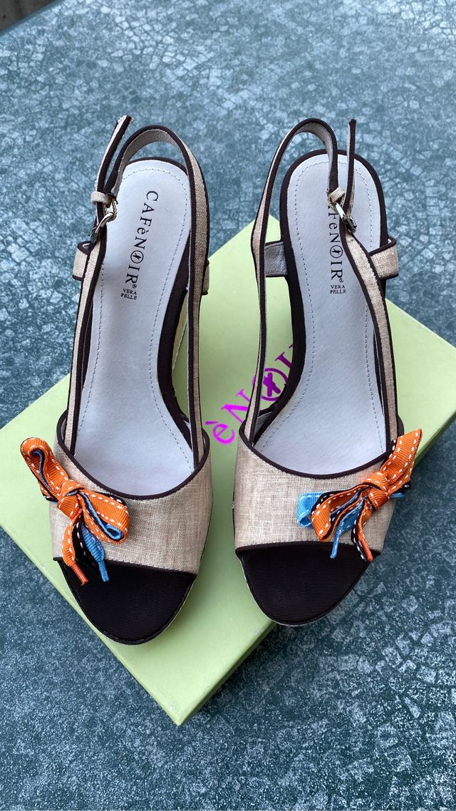 Sandali con zeppa Cafenoir