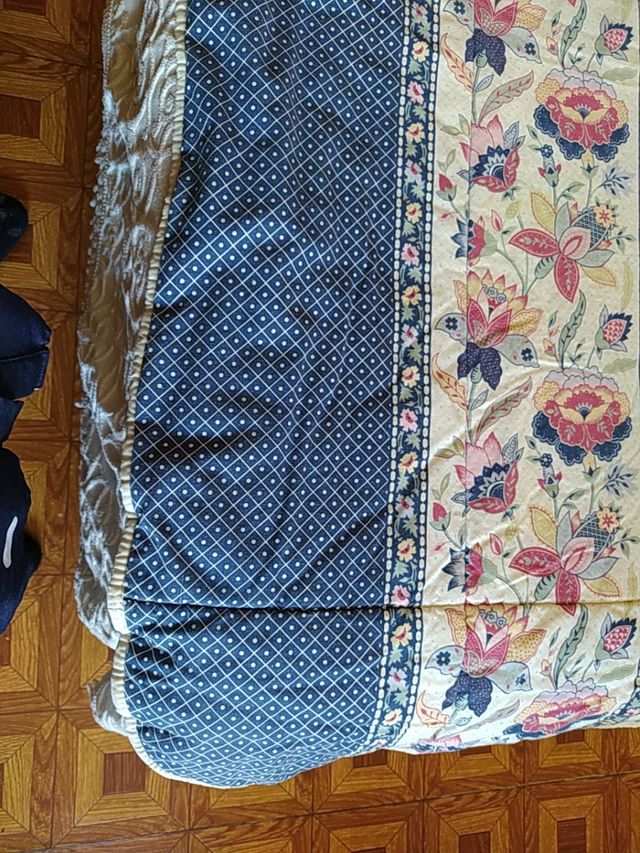 edredón floral