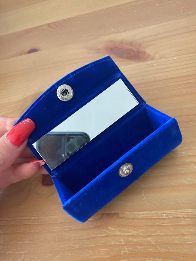 Cartera para barra de labios