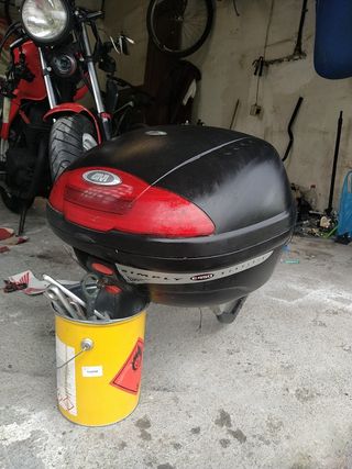 Cofre Givi de segunda mano en WALLAPOP