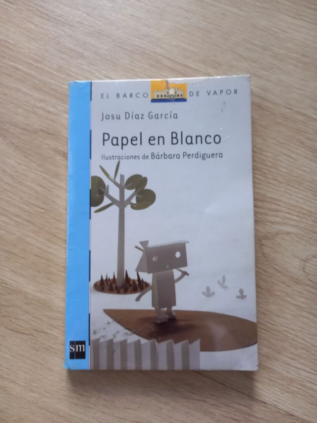 Libro de Papel en Blanco