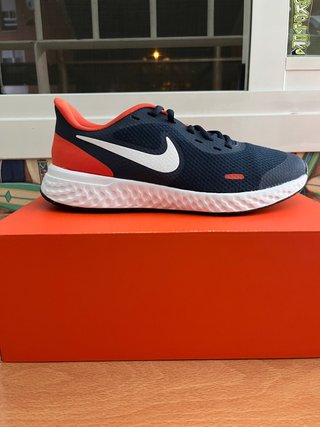 Zapatillas para correr de segunda mano en WALLAPOP