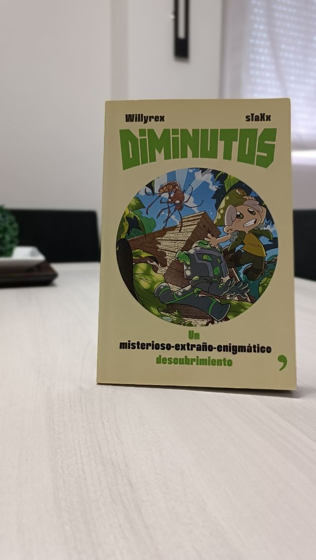 Diminutos: Un misterio-extraño descubrimiento