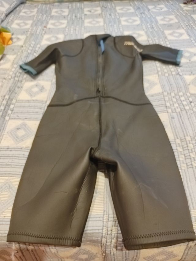 Traje neopreno corto Tribord. Niño.T. 10/12 años.