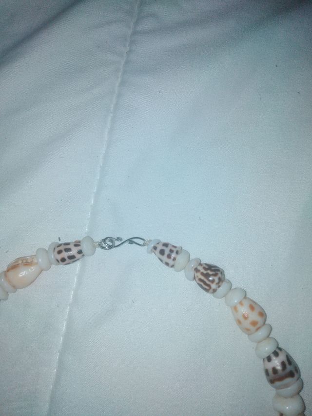 collar de caracoles