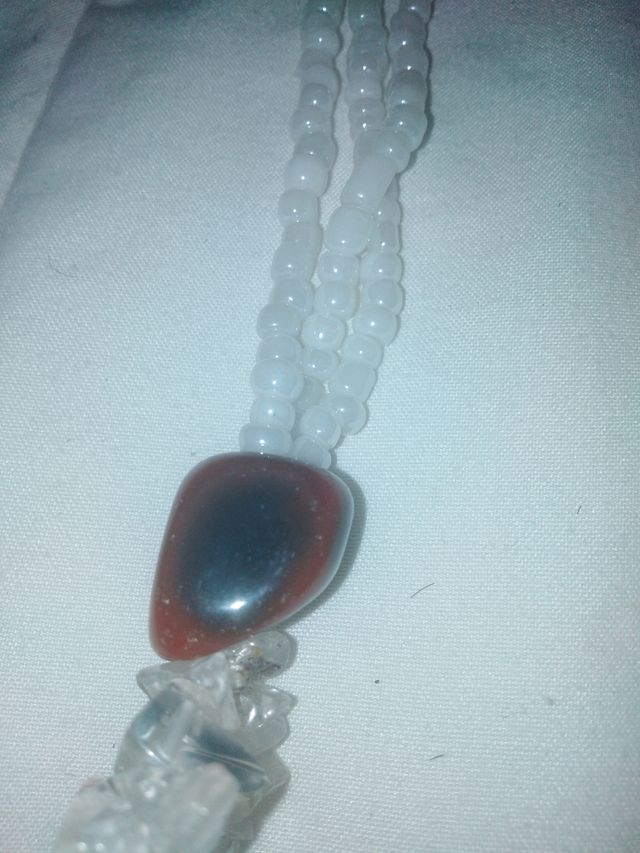 collar de agatha