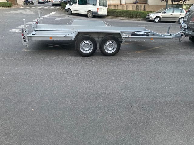 Plataforma porta vehículos 