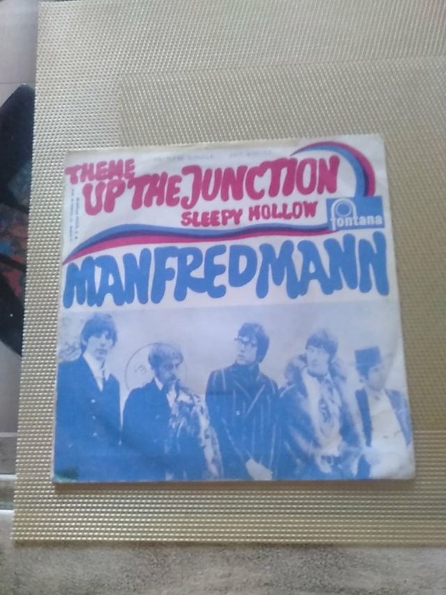 Manfred Mann single theme Up the junction