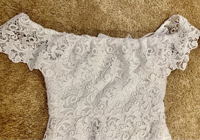 Vestido blanco guipur escotado