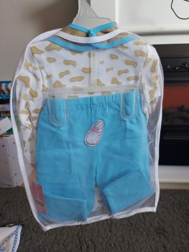 Conjunto bebe nuevo 9-12 meses