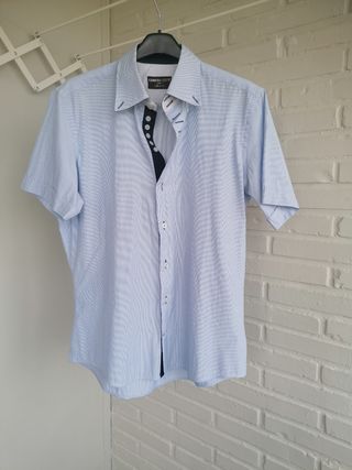 Camisas para hombre sin cuello de segunda mano en Barcelona en WALLAPOP
