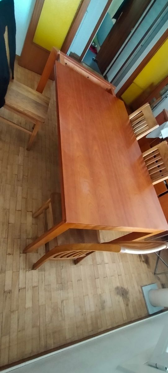 Mesa de comedor madera maciza