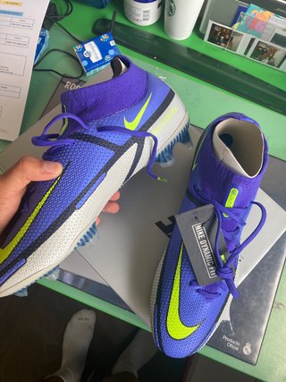 Botas de fútbol gama alta de segunda mano en WALLAPOP
