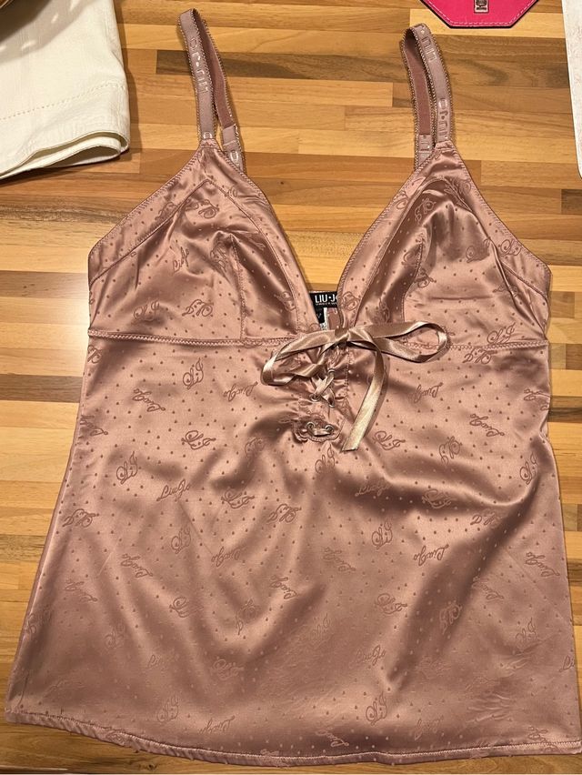 Top Liu Jo effetto raso rosa