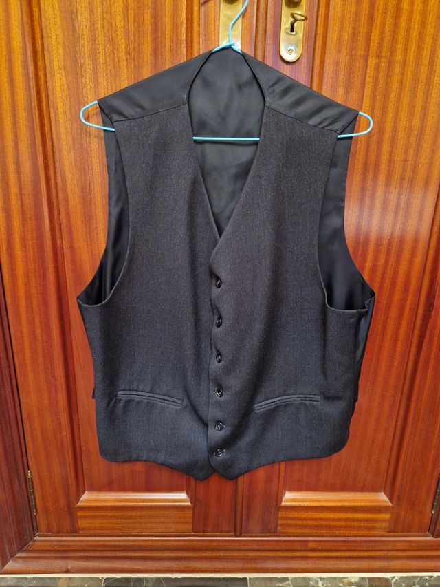 Traje de caballero.