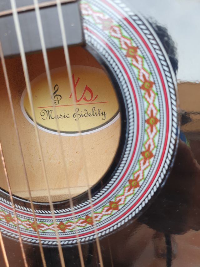 guitarra para niñ@ con funda y afinador