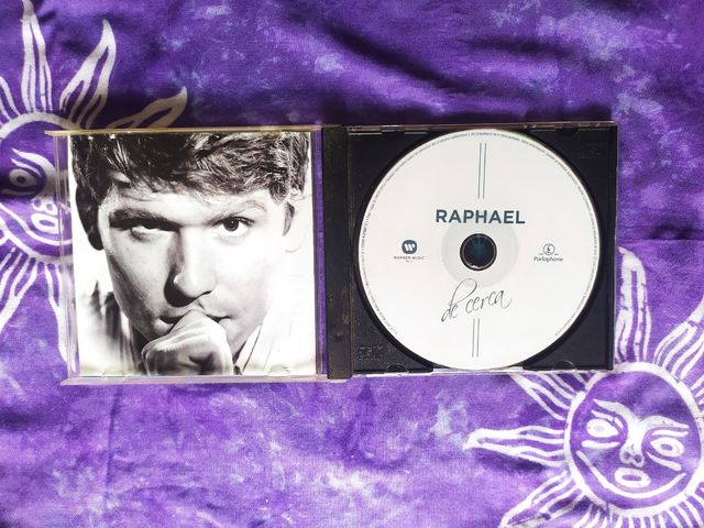 CD Raphael