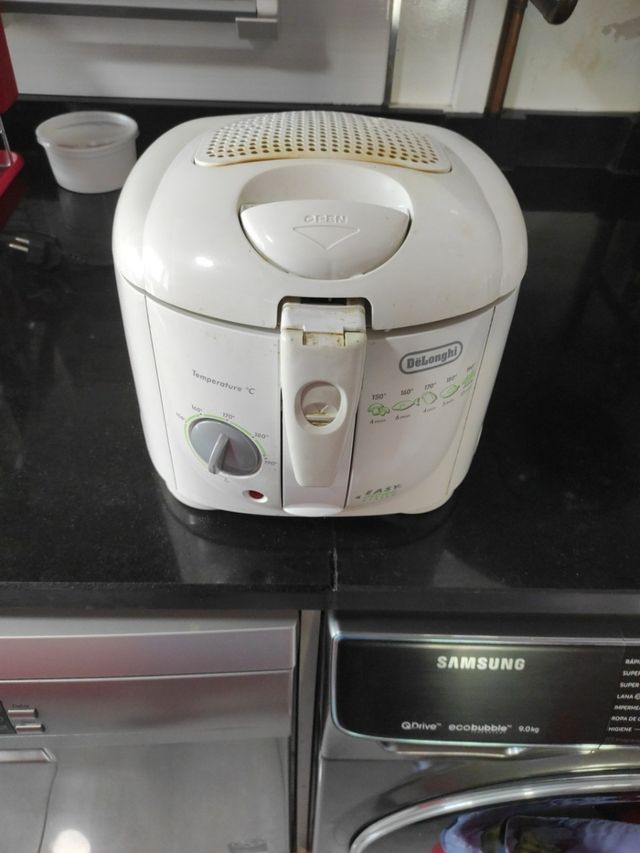 Freidora DeLonghi