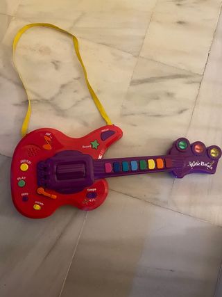 Guitarras segunda mano en WALLAPOP
