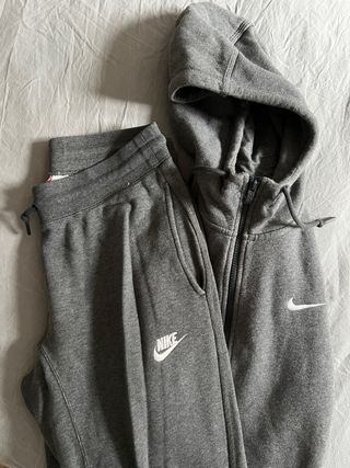 Chandal Nike Gris Best Sale, 53% OFF | www.bravoplaya.com