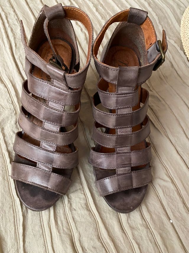 Sandalias MUSTANG 37