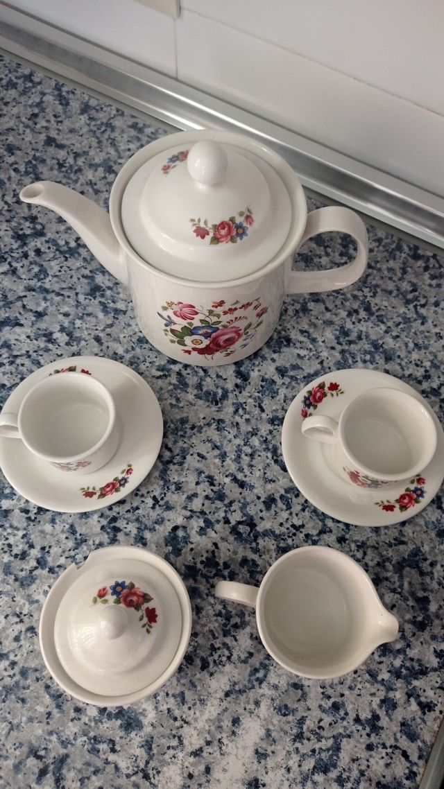 Juego de café cerámica.