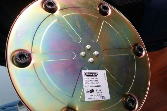 VENTILATORE DA TAVOLO DE LONGHI IN ACCIAIO