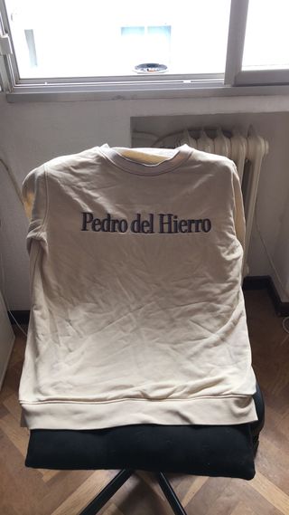 Sudadera Pedro del Hierro de segunda mano por 12,5 EUR en Madrid en WALLAPOP