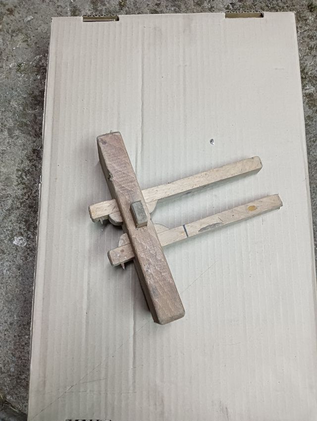 1/2. Utensili da falegnameria antichi.