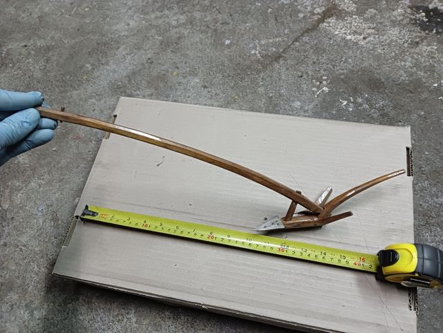 2/2. Utensili e sculture in legno.