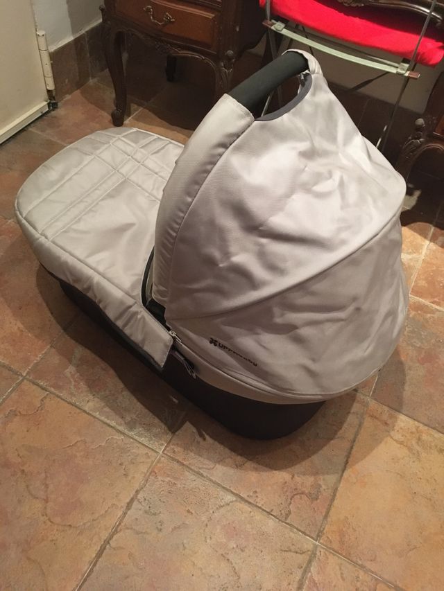 Capazo Uppa Baby Vista