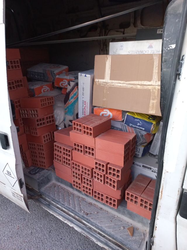 Transporte de material de construcción etc etc