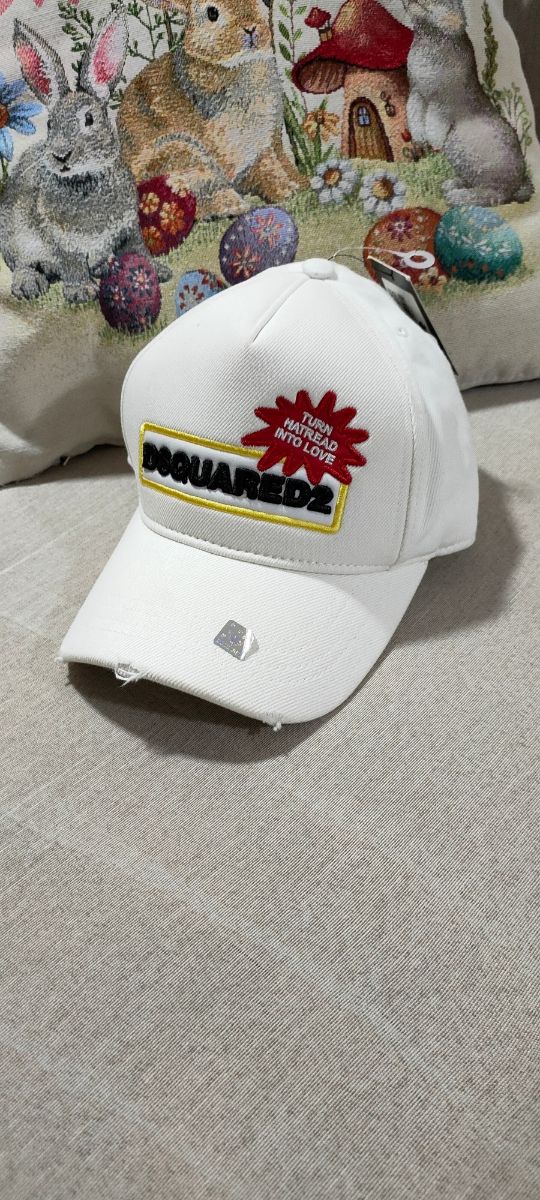 cappello dsquared