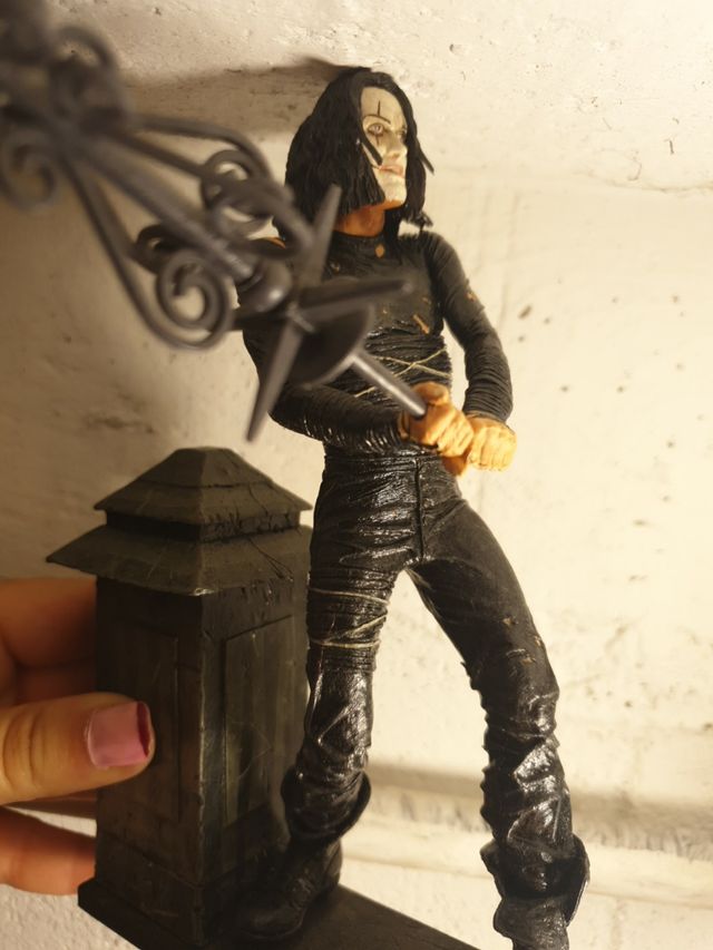 Figura El Cuervo ( The Crow )