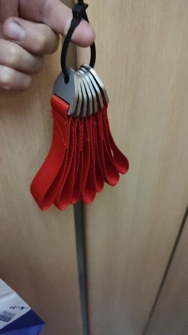 Tirador puerta racing