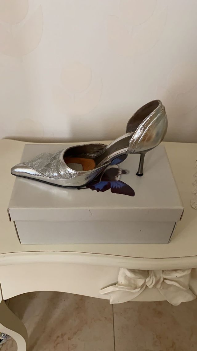 Zapato Piel Plata tacón