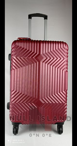 Maleta de viaje de segunda mano en Madrid en WALLAPOP